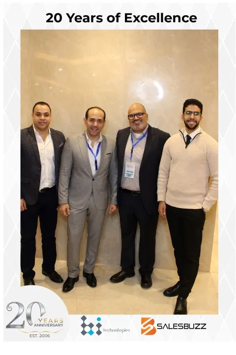 Peter GORGY with three colleagues at the BI-Technologies “20 Years of Excellence” photo booth