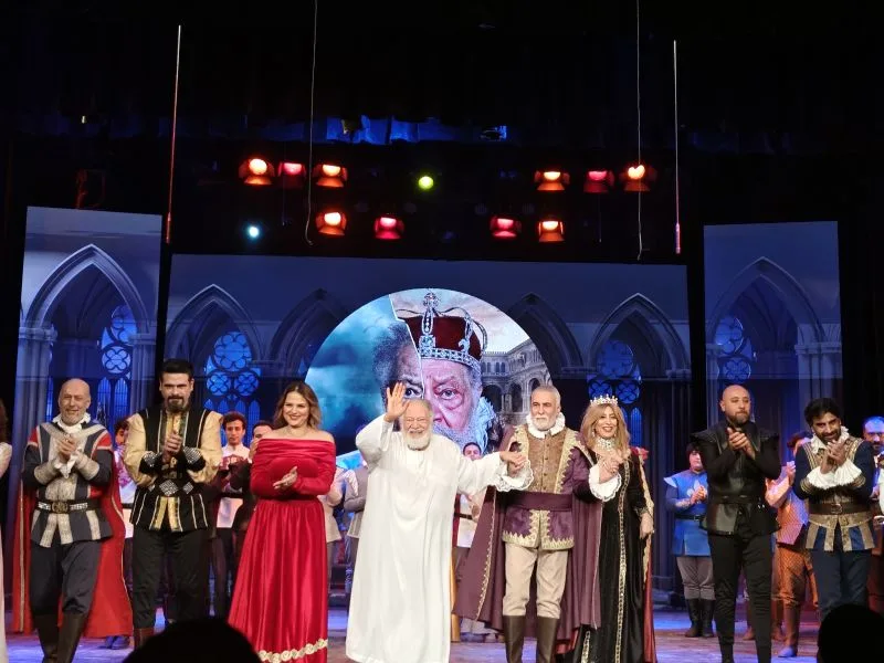 The cast of King Lear taking their curtain call at the National Theatre, with Yehia El-Fakharany at centre stage